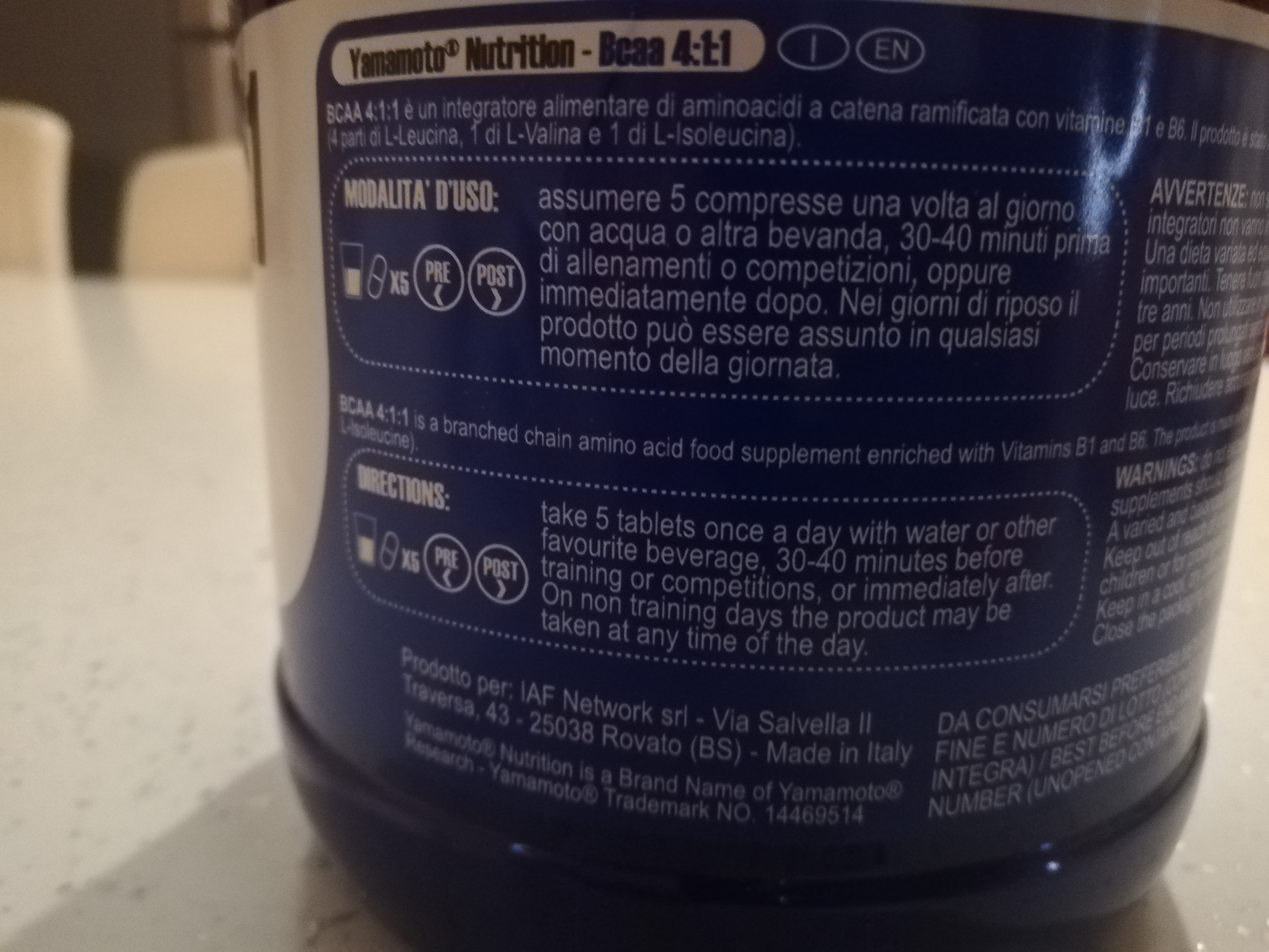 YAMAMOTO Aminoacidi e BCAAs BCAA 4:1:1 compresse 500 compresse con B1 e B6