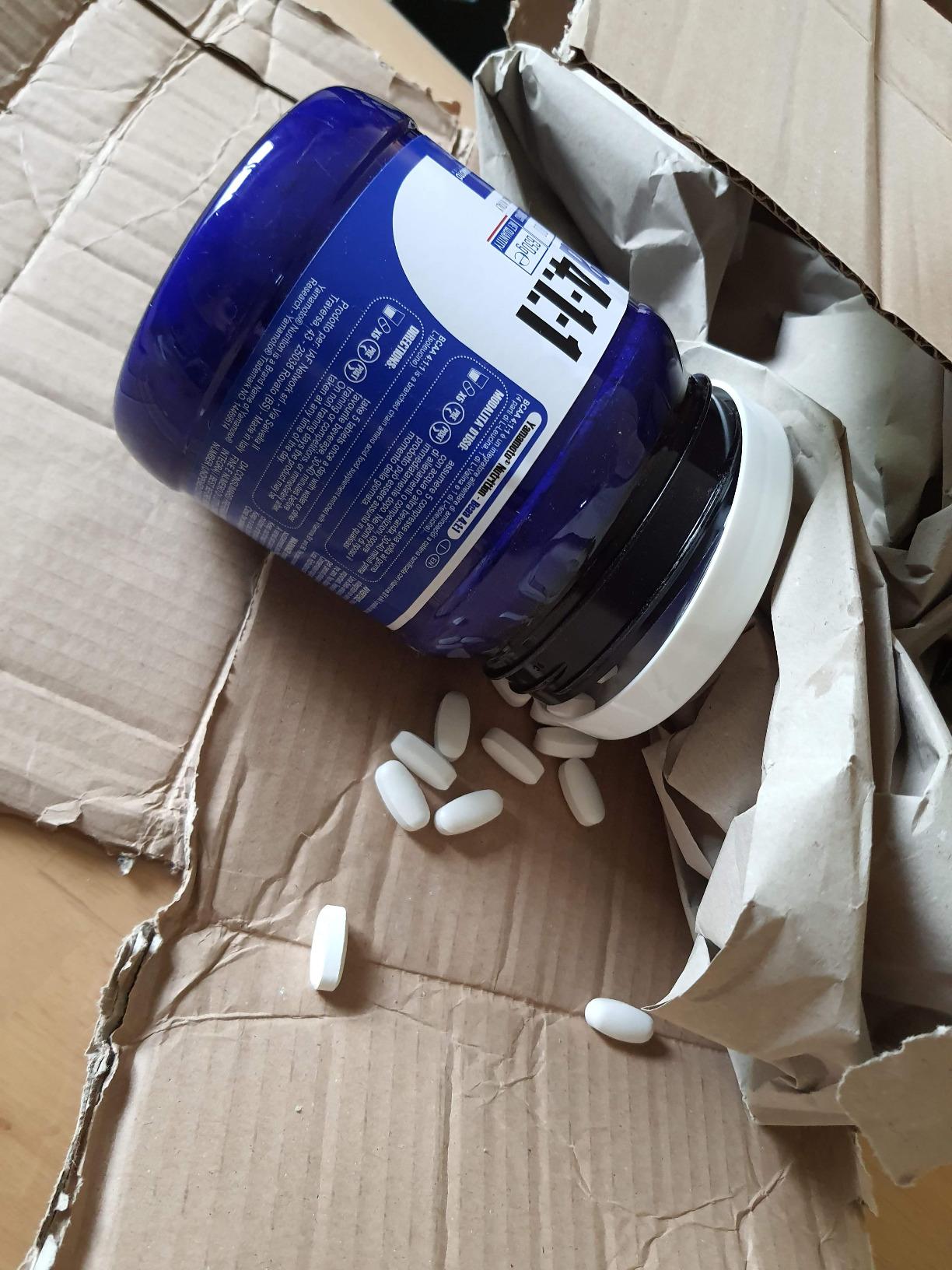 YAMAMOTO Aminoacidi e BCAAs BCAA 4:1:1 compresse 500 compresse con B1 e B6
