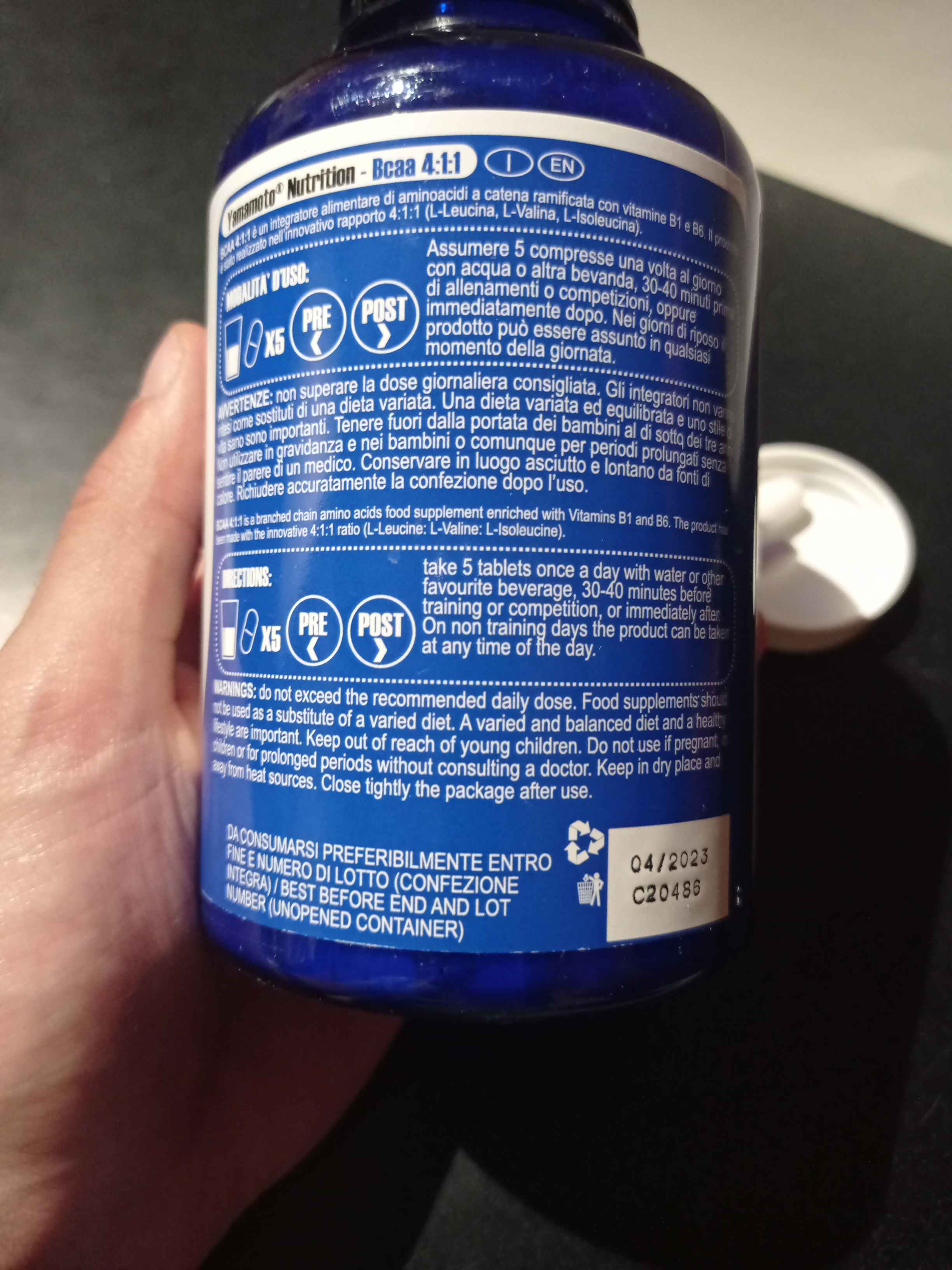 YAMAMOTO Aminoacidi e BCAAs Bcaa 4:1:1 BCAA 200 compresse B1 B6