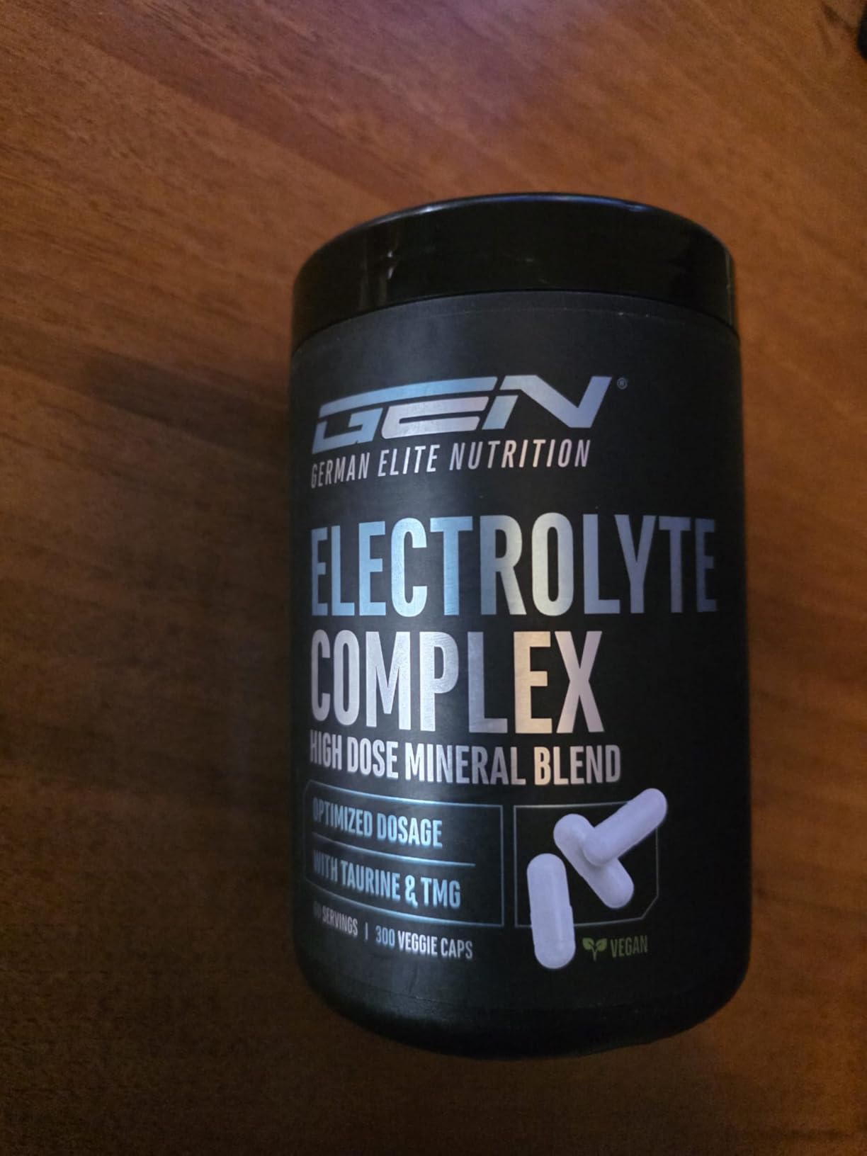 Elite Vitamins, Minerals & Hydration Complesso di Elettroliti capsule vegane 300, oltre 3600 mg