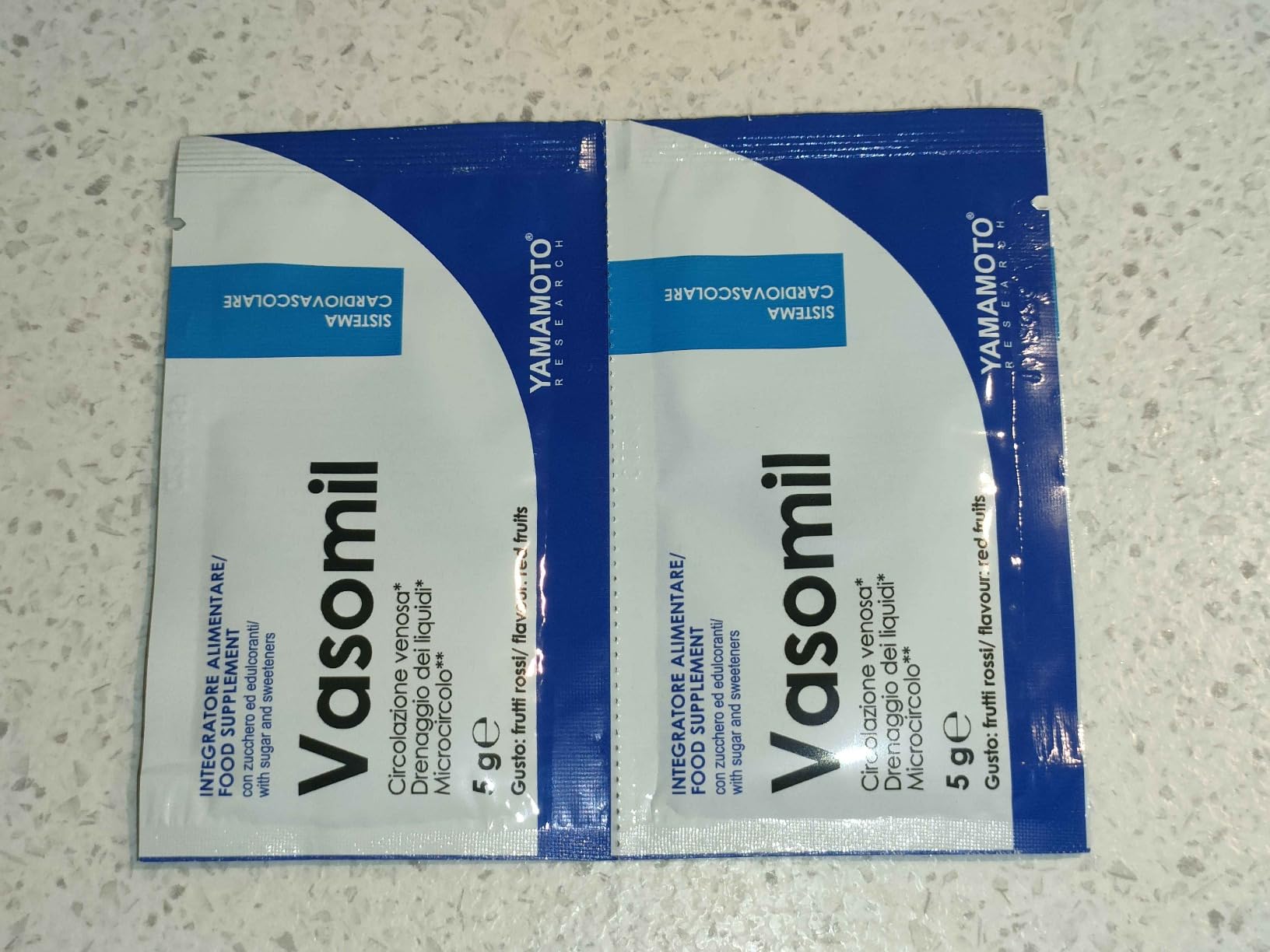 Yamamoto Omega-3 e Cuore e Circolazione Vasomil bustine 30 per microcircolo